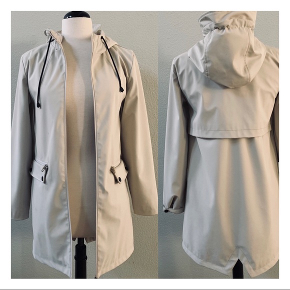 Zara Jackets & Blazers - ZARA off white long hooded zipper closure raincoat